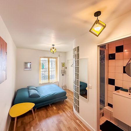 Апартаменты Heart Of Montmartre Cute & Cozy Париж Экстерьер фото